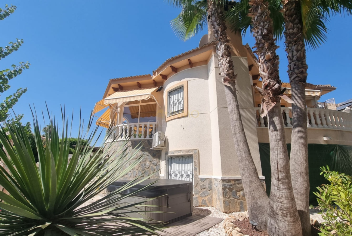 nieruchomosci w Hiszpanii