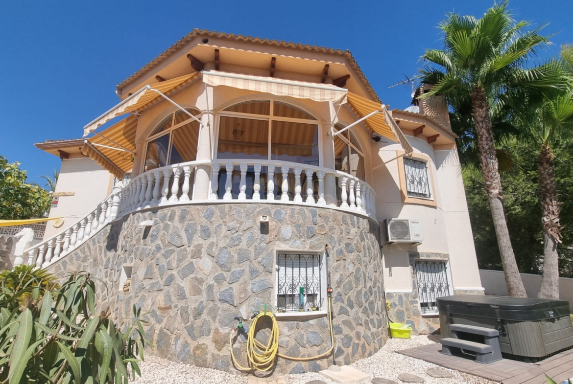 nieruchomosci w Hiszpanii