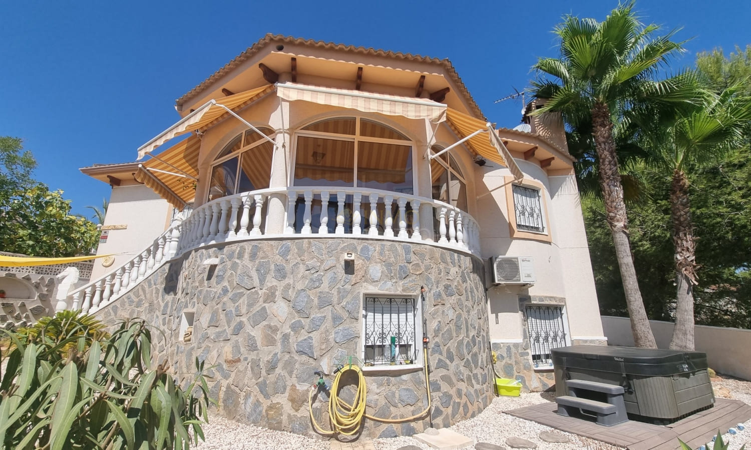 nieruchomosci w Hiszpanii