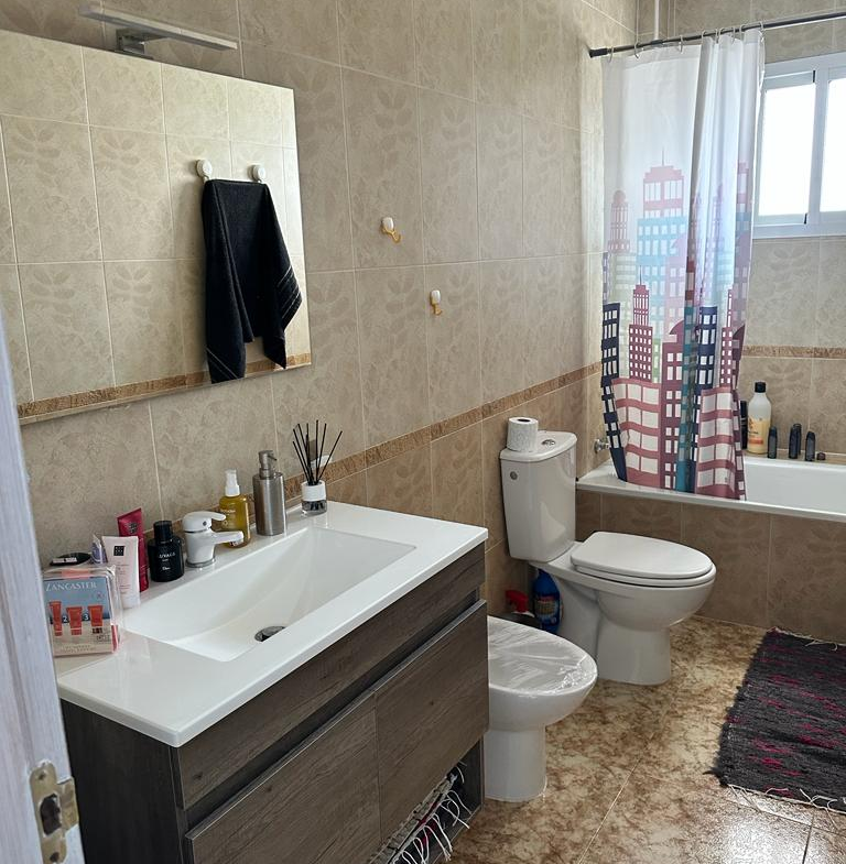 27 Hiszpania, Duplex na zamkniętym osiedlu z basenem