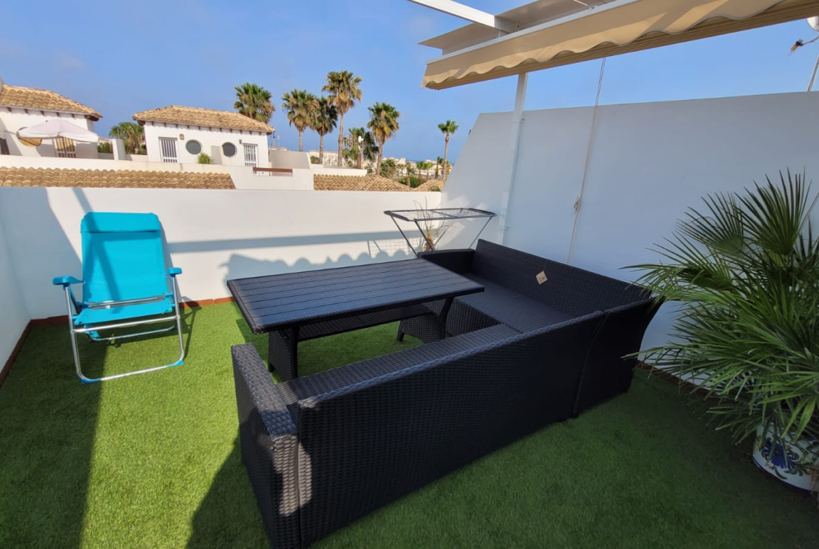 29 Hiszpania, Duplex na zamkniętym osiedlu z basenem