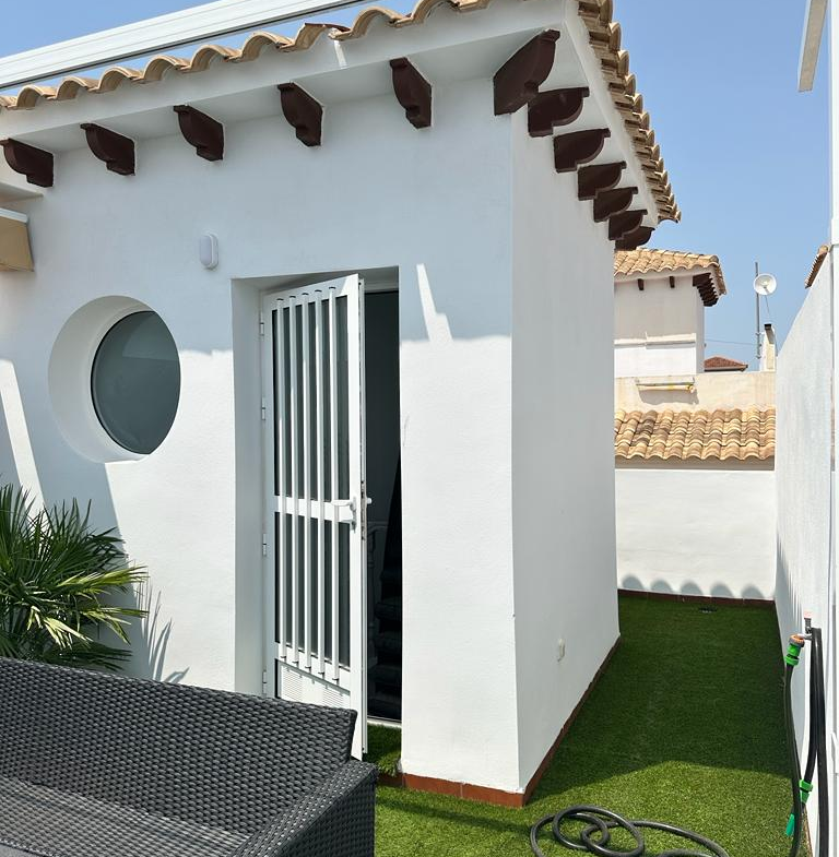 32 Hiszpania, Duplex na zamkniętym osiedlu z basenem