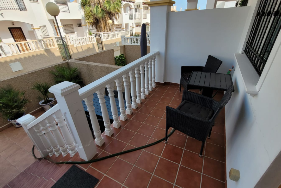 4 Hiszpania, Duplex na zamkniętym osiedlu z basenem