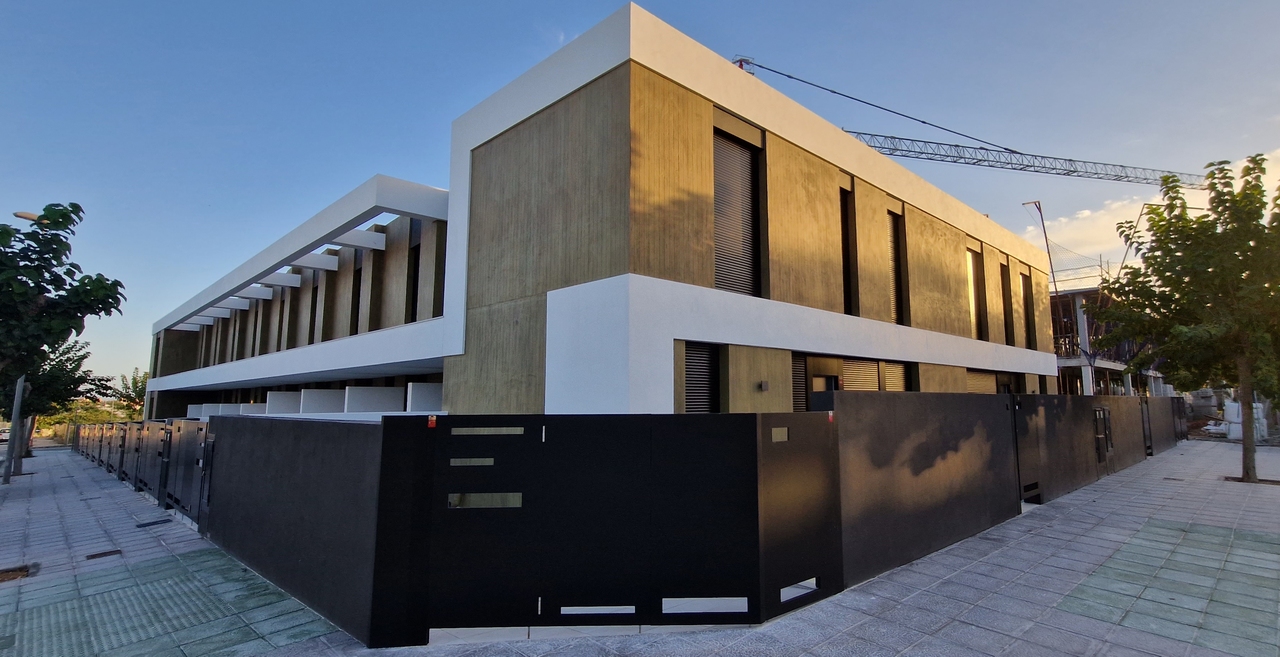 Domy szeregowe z basenem