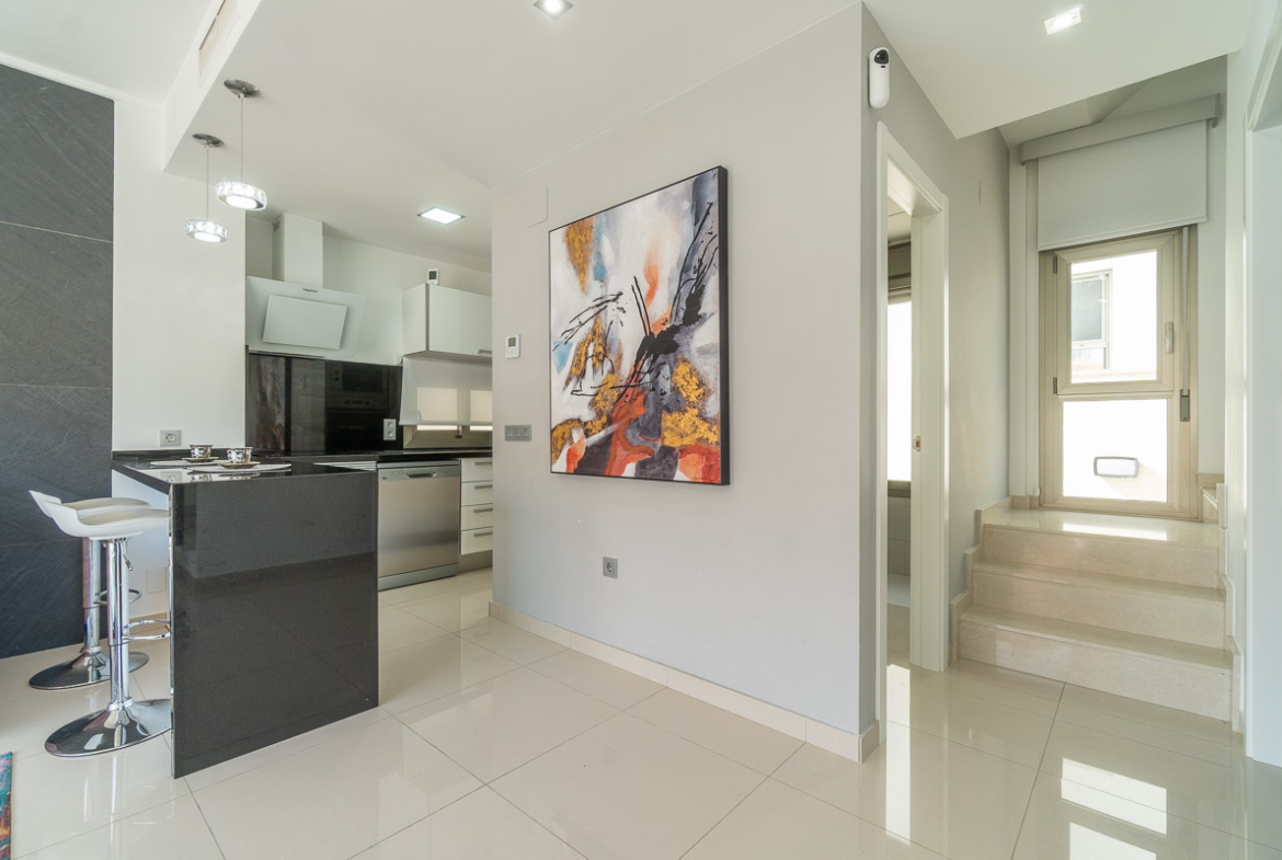 15 Nowoczesna willa z basenem w El Galan