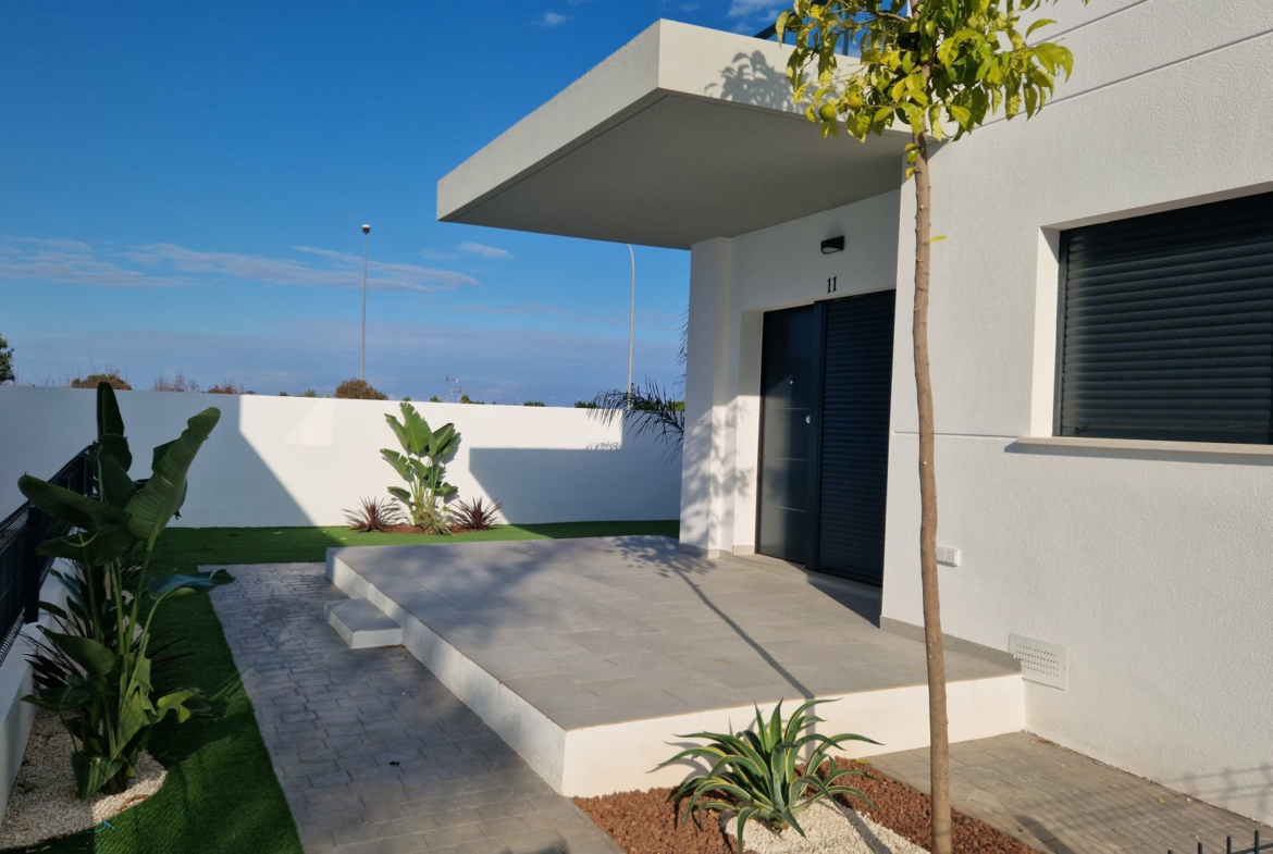 12 Dom w Hiszpanii, Polacy w Hiszpanii