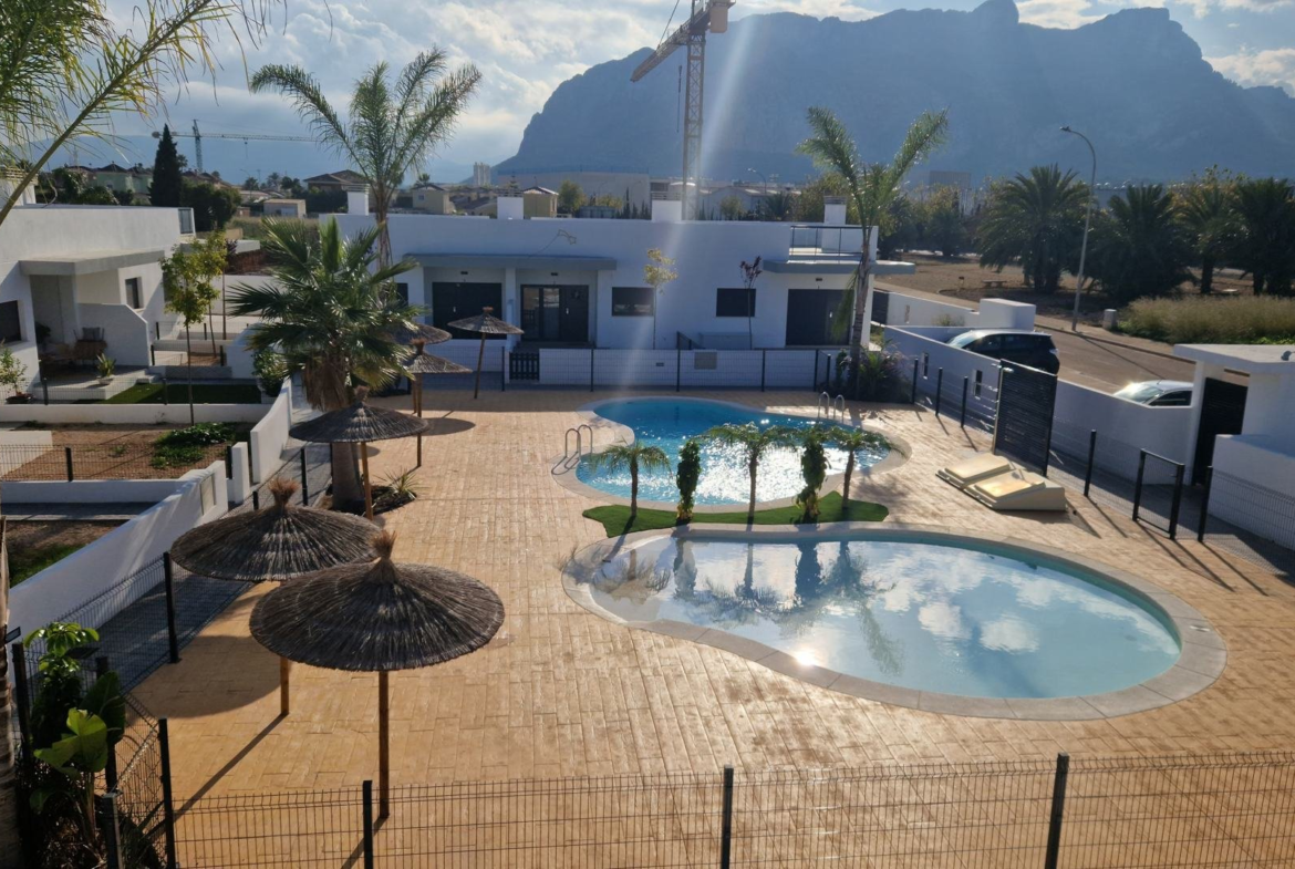 nieruchomosci w Hiszpanii, Polacy w Hiszpanii