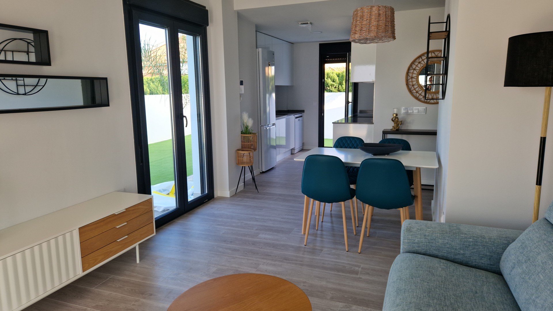 7 Dom w Hiszpanii, Polacy w Hiszpanii