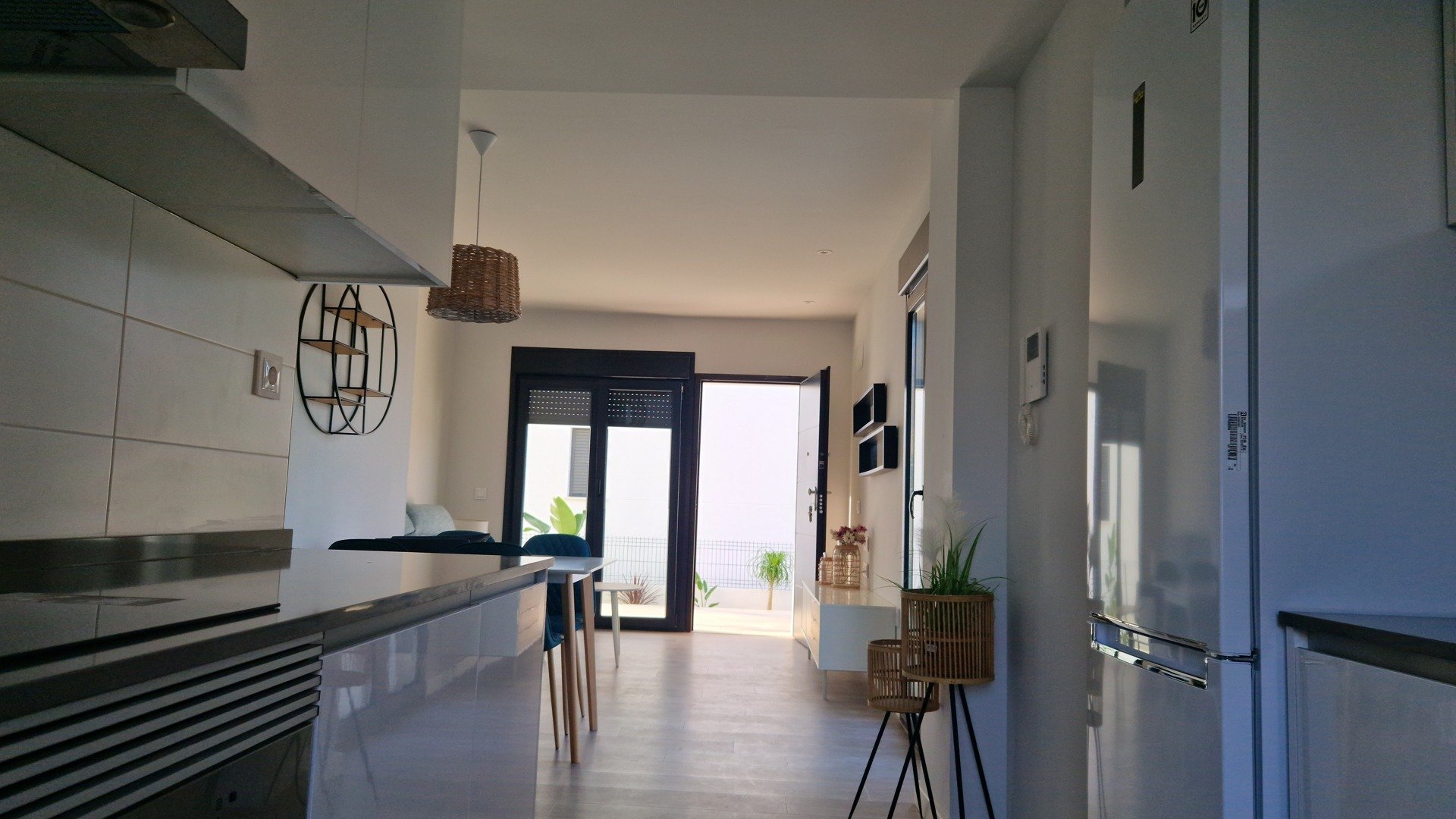 9 Dom w Hiszpanii, Polacy w Hiszpanii