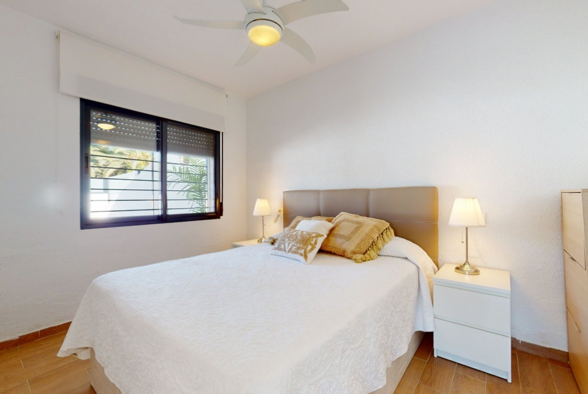 15 Dom z prywatnym basenem w Torre de la Horadada