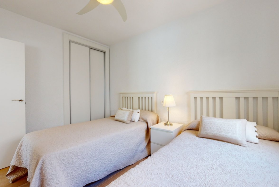 21 Dom z prywatnym basenem w Torre de la Horadada