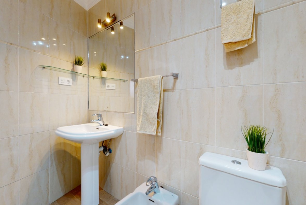 22 Dom z prywatnym basenem w Torre de la Horadada