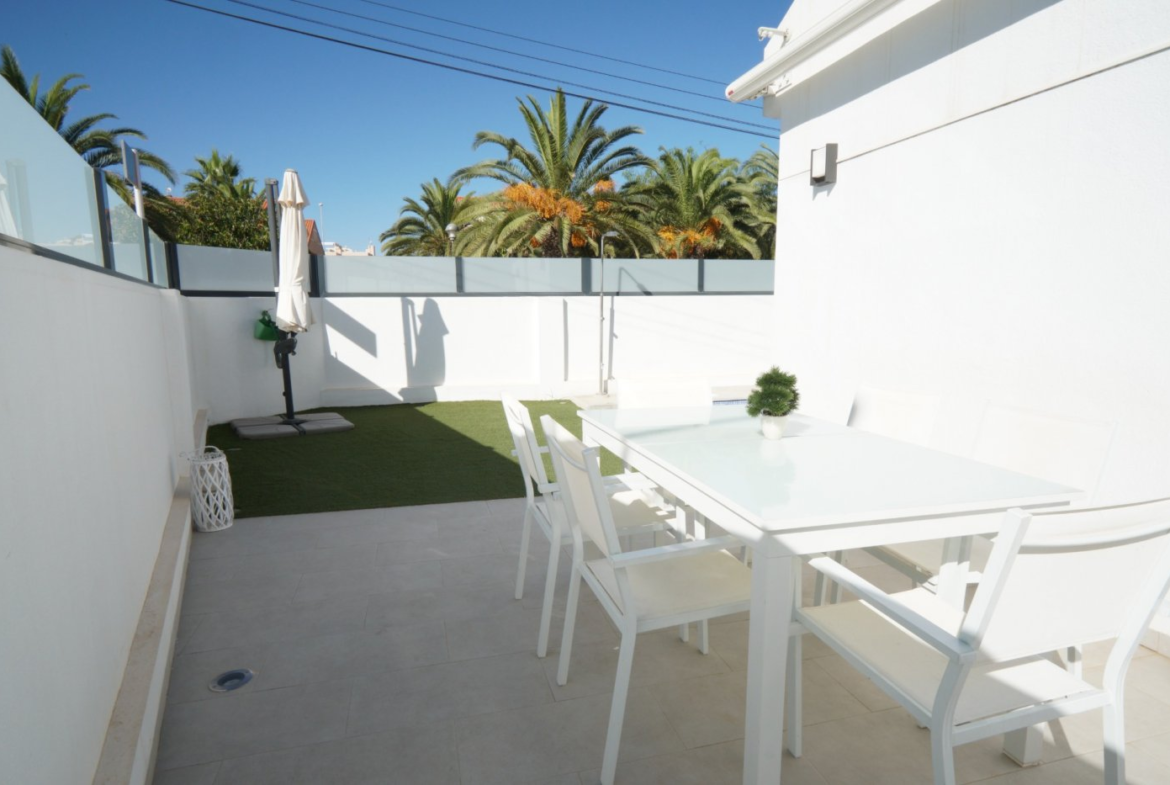 5 Dom z prywatnym basenem w Torre de la Horadada