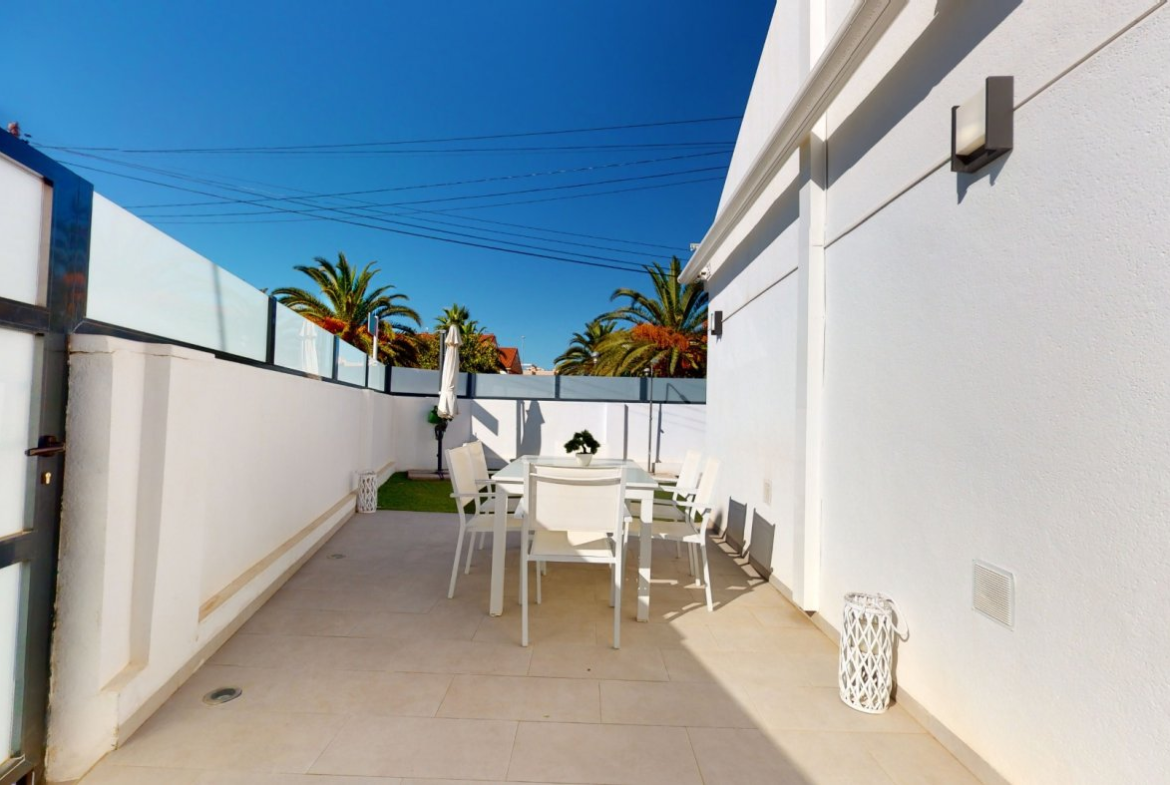 6 Dom z prywatnym basenem w Torre de la Horadada