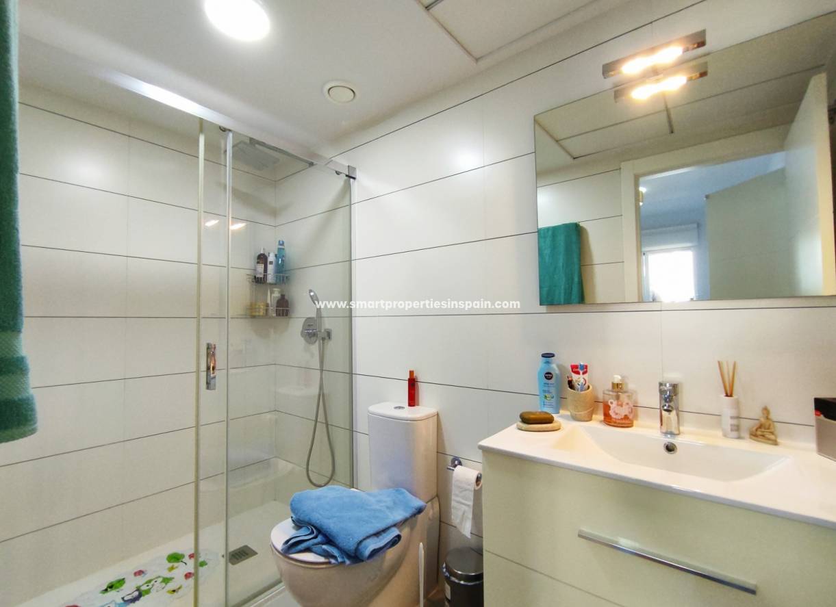 Nieruchomosci w Hiszpanii - lazienka 1