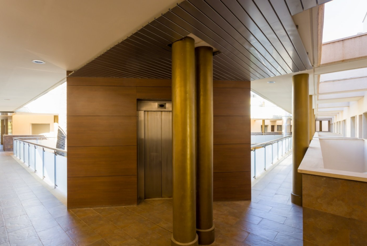 Pilar de la Horadada, Dom