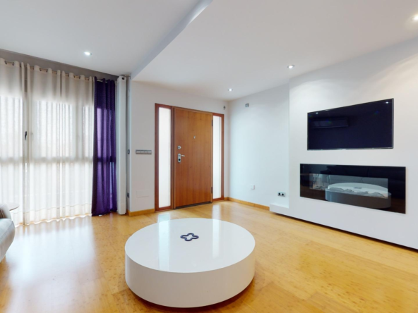 Nowoczesny dom w Hiszpanii_11