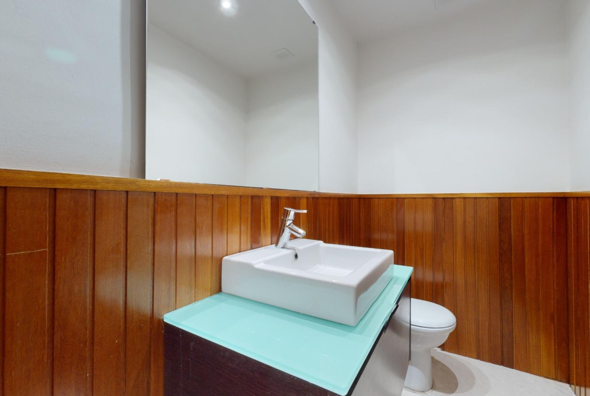 Nowoczesny dom w Hiszpanii, lazienka_3