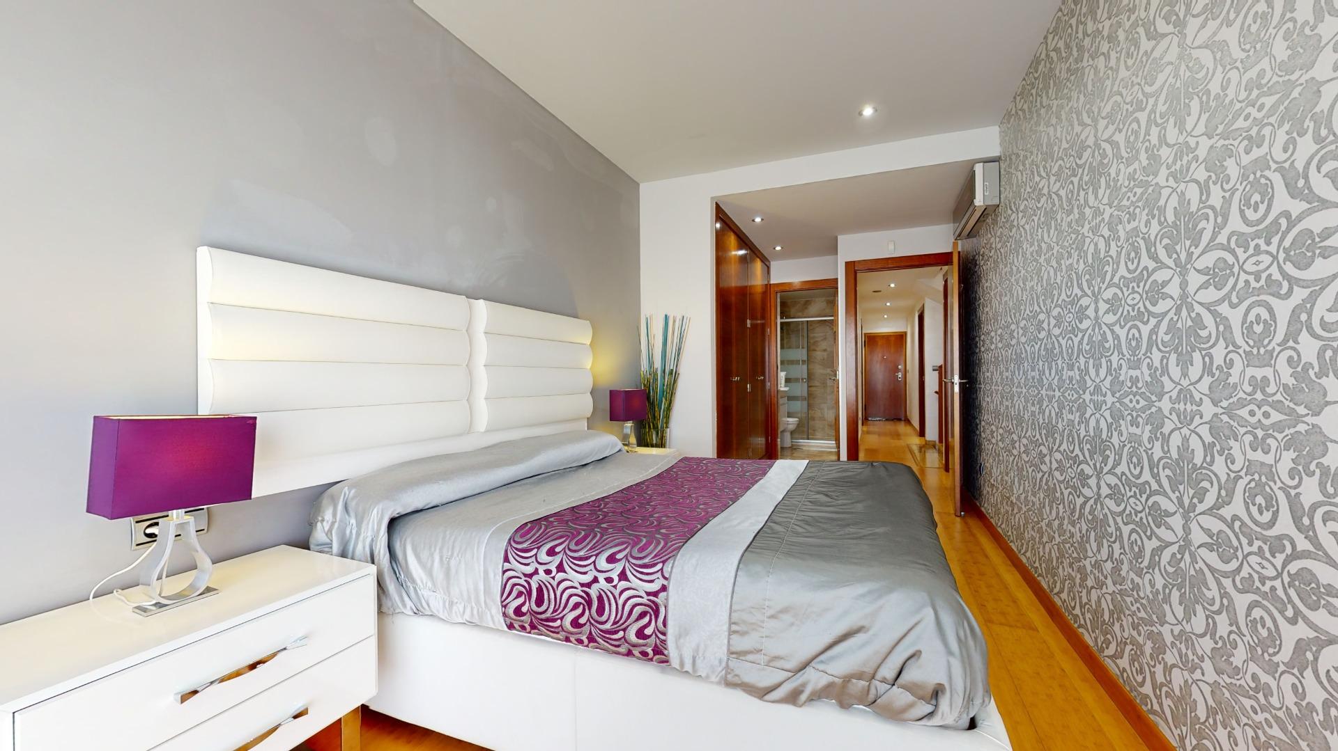 Nowoczesny dom w Hiszpanii, sypialnia_1