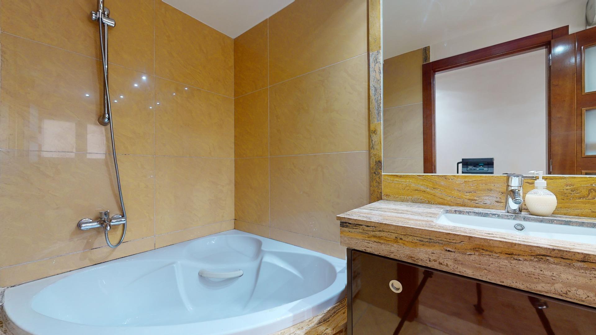 Nowoczesny dom w Hiszpanii_4