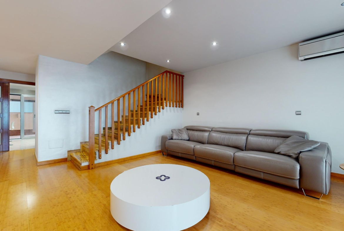 Nowoczesny dom w Hiszpanii_10