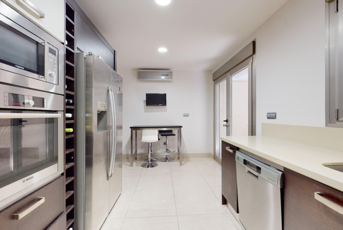 Nowoczesny dom w Hiszpanii, kuchnia_7