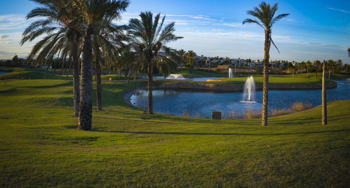 Nowe domy na polu golfowym, Hiszpania