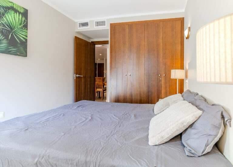 Apartament w Hiszpanii, Punta Prima, sypialnia_1