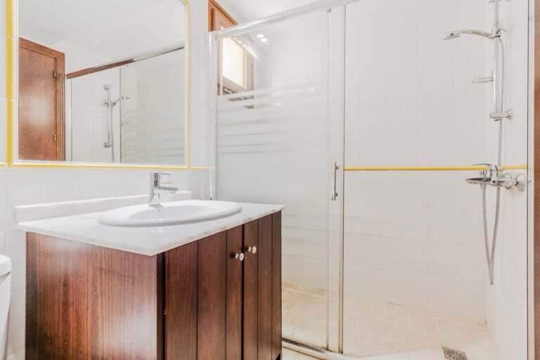 Nieruchomosci w Hiszpanii, Punta Prima, Lazienka_1