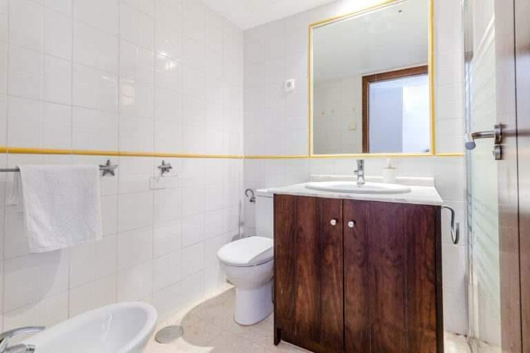 Nieruchomosci w Hiszpanii, Punta Prima, Lazienka